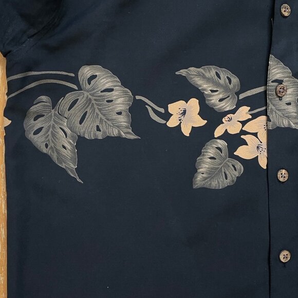 Vintage Mens Silk Hawaiian Shirt Size Large 1990s Tropical Floral Leaf Print - Picture 2 of 4